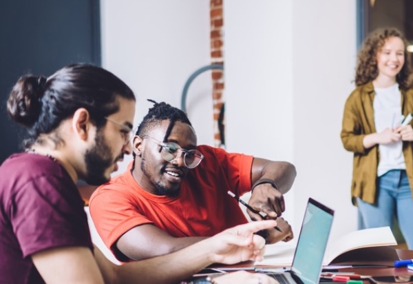 Devenez Data Analyst avec La Poste !