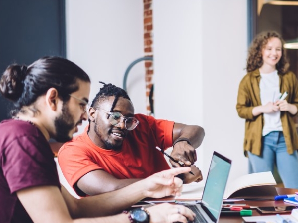 Devenez Data Analyst avec La Poste !
