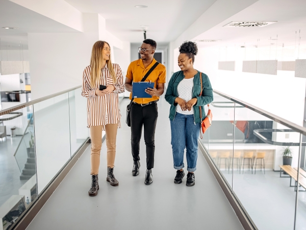 La Poste Groupe a formé 4700 jeunes en alternance en 2021 !