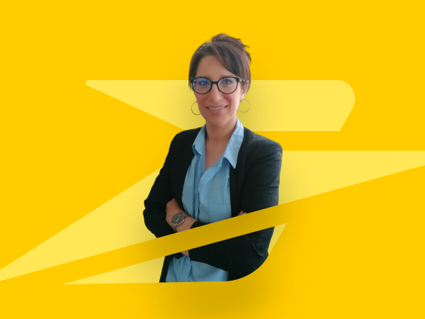 Découvrez le métier de Pauline, Product Manager au sein du Groupe La Poste. 