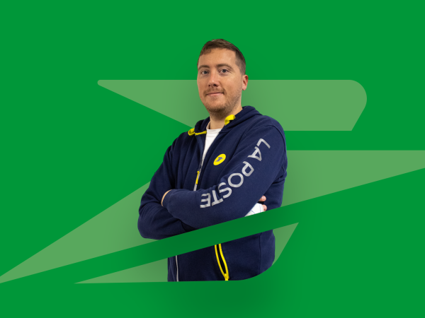 Découvrez le métier de Pauline, Product Manager au sein du Groupe La Poste. 