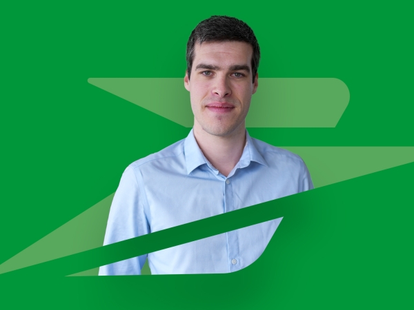 Découvrez le métier de Pauline, Product Manager au sein du Groupe La Poste. 